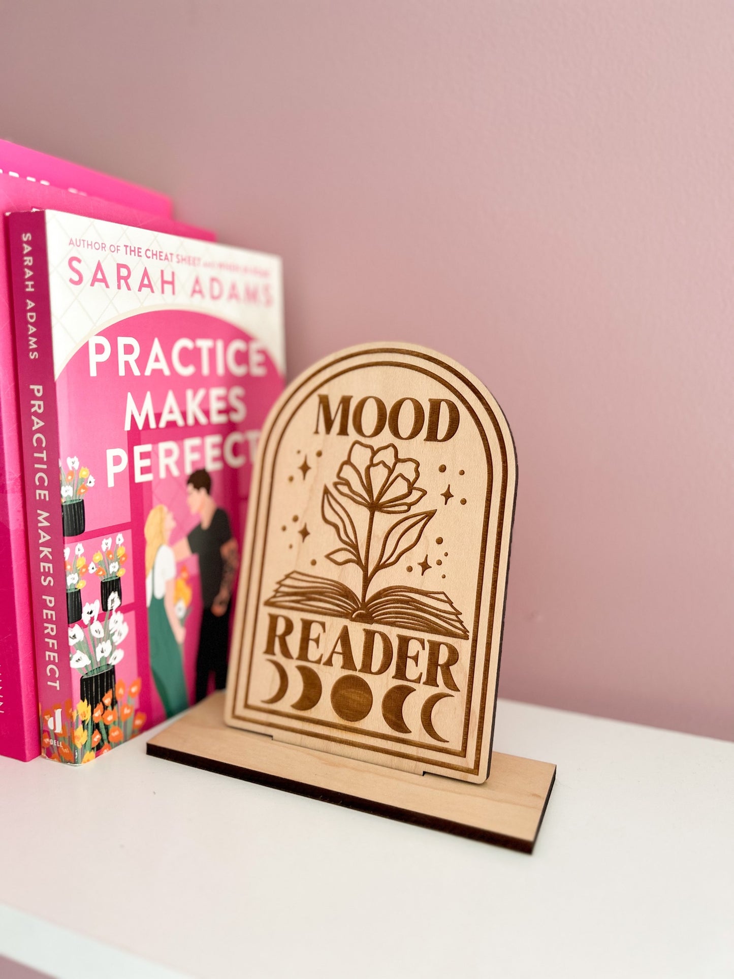 Mood Reader Shelf Sitter w/ Stand image 1