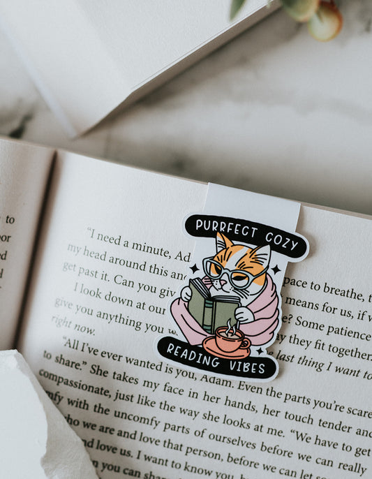 Purrfect Reading Magnetic Bookmark image 0