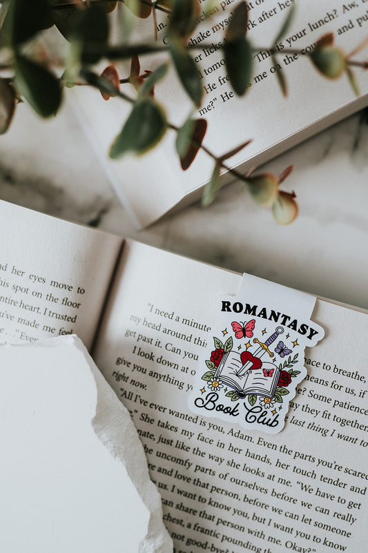 Romantasy Book Club Magnetic Bookmark image 0